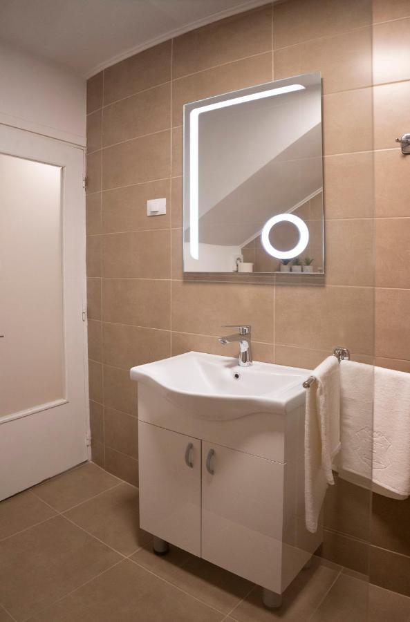 Coban Residence - A4 - Rustic Apartment Брашов Екстериор снимка